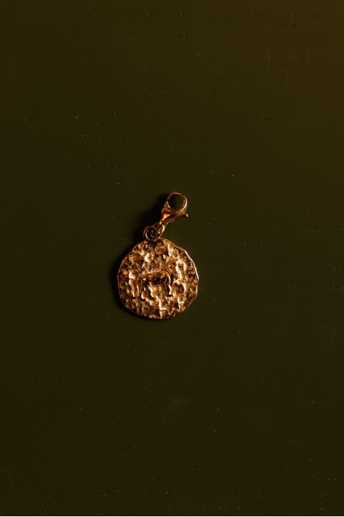 Medallion Leo